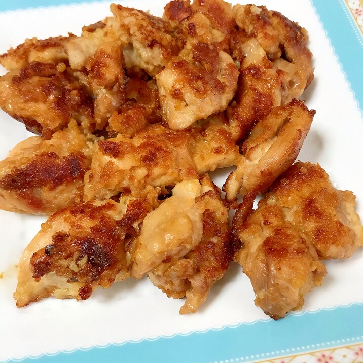 鶏肉パン粉焼きの甘辛ニンニク味